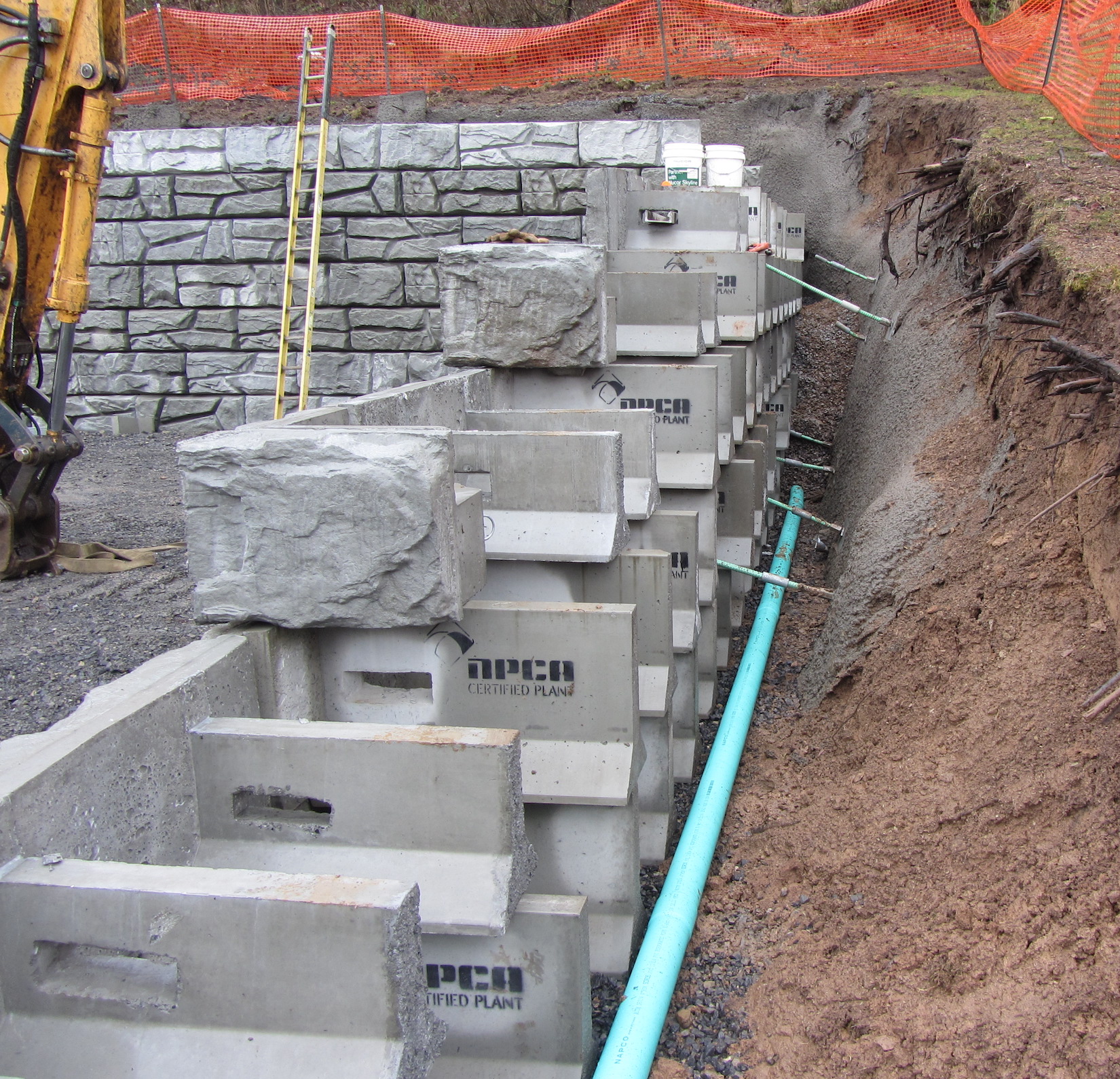 concrete block retaining wall