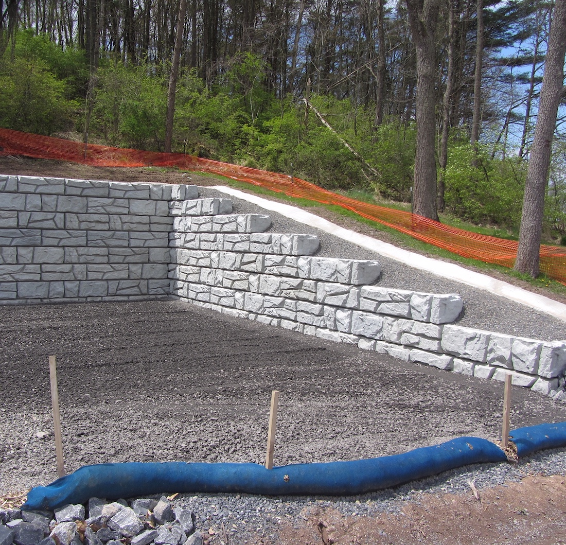 Forix Block Retaining Wall System | Nitterhouse Masonry