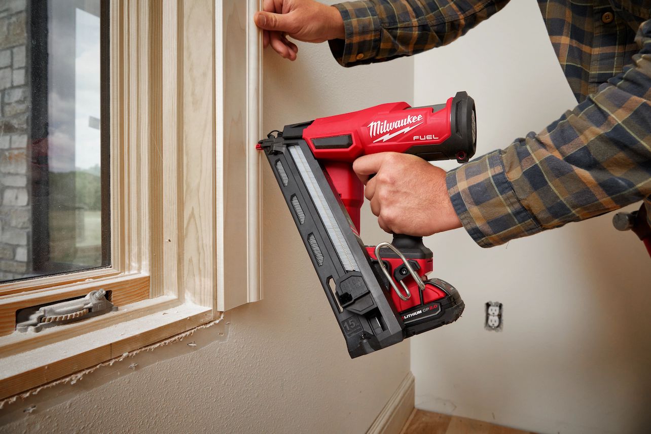 M18 FUEL™ 15 GAUGE FINISH NAILER