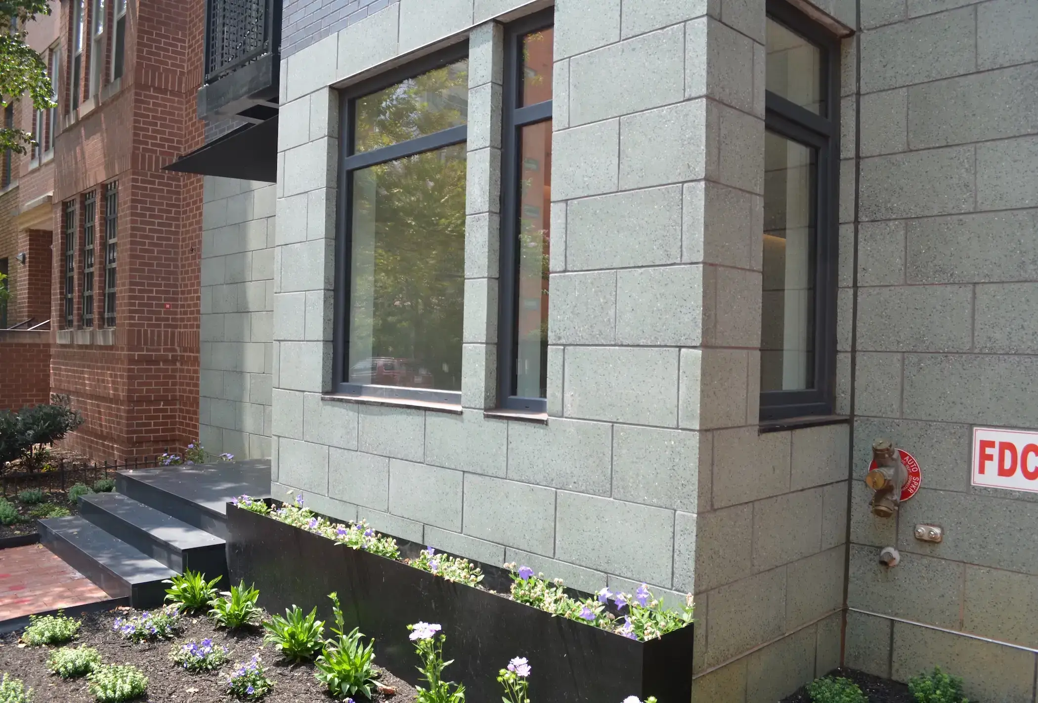 Product Image Test - Ground Face Block